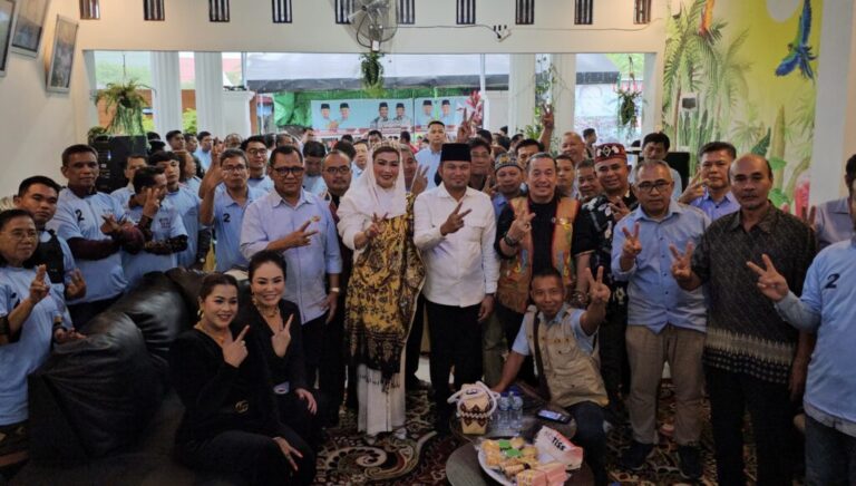 Ratusan Pendeta dan LPADKT Beri Dukungan Penuh Untuk Rudy Mas,ud di Pilgub Kaltim.