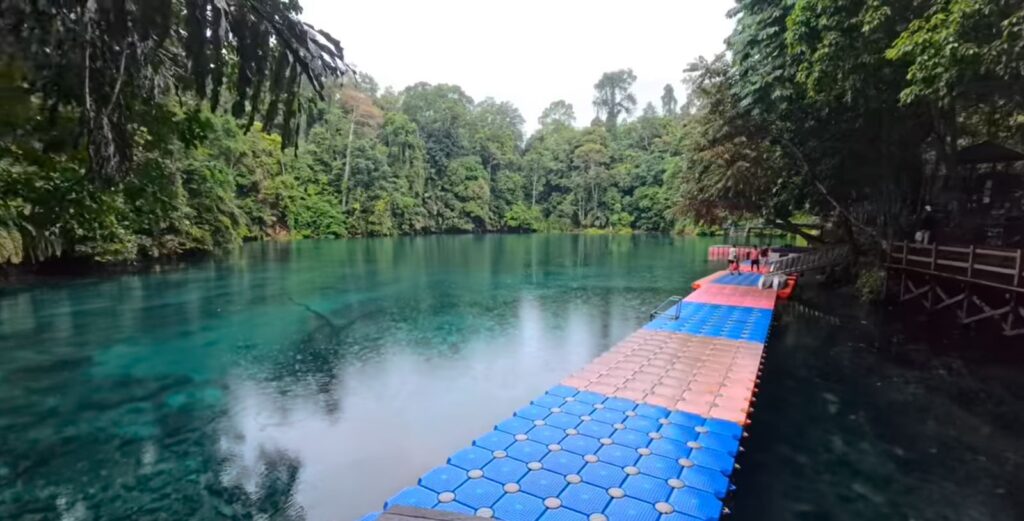 Foto : Danau Labuan Cermin