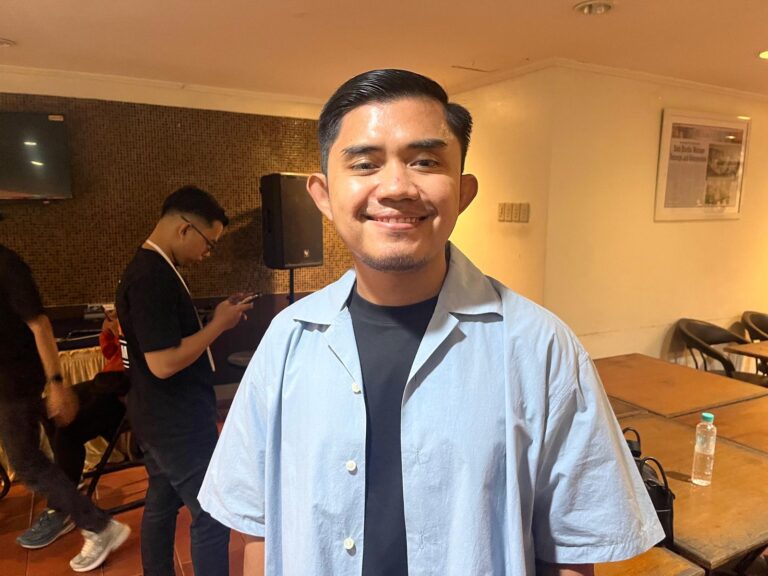 Wakil Ketua Komisi IV DPRD Kaltim, Andi Satya Adi Saputra, saat diwawancarai awak media.