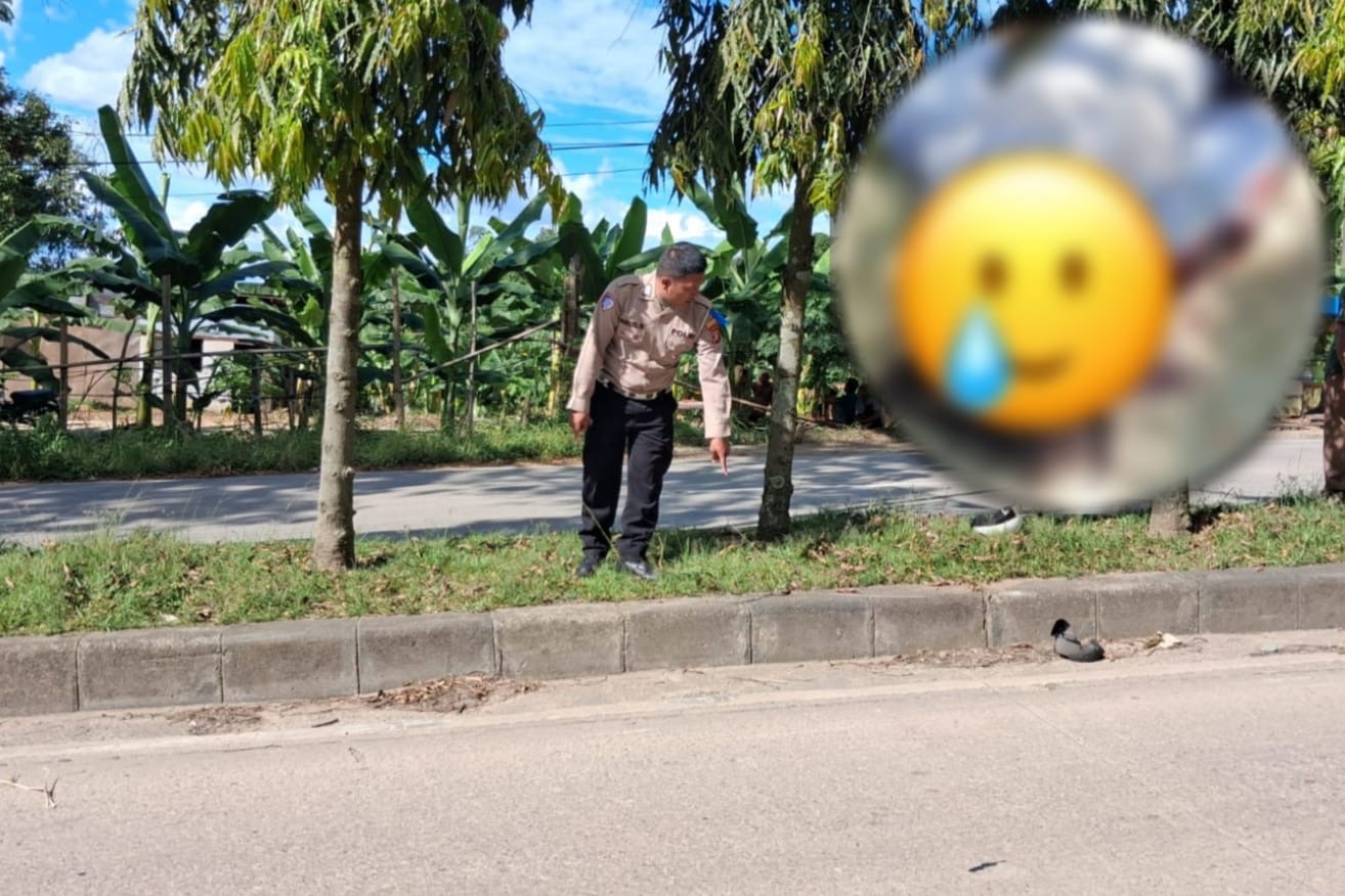 Suasana sore di jalur dua Jalan Poros Tenggarong–Samarinda