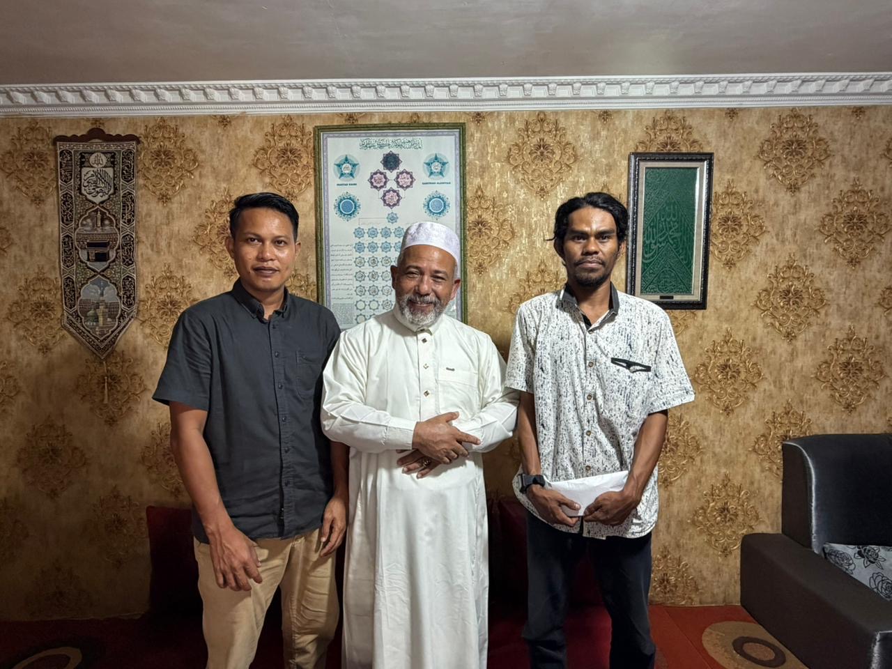 Kepedulian sosial kembali diwujudkan Katamedia.co melalui penyaluran bantuan Corporate Social Responsibility (CSR) kepada Majelis Qolbun Salim di Jalan KH Harun Nafsi, Samarinda Seberang