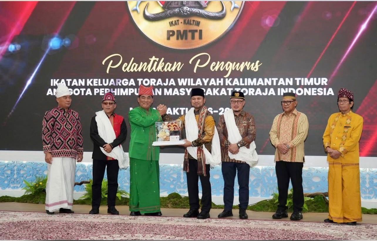 pelantikan Pengurus Perhimpunan Masyarakat Toraja Indonesia (PMTI) Wilayah Kalimantan Timur masa bakti 2026-2031.