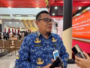 Kepala Dinas Pemberdayaan Masyarakat dan Desa (DPMD) Kukar, Arianto.(Foto:Rian)