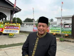 Plt. Kepala Disperindag Kukar, Burhanuddin.(Foto:Rian)