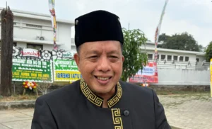 Plt. Kepala Disperindag Kukar, Burhanuddin.(Foto:Rian)